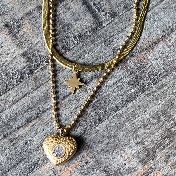 NEW Gold Heart & Star Double Layered Necklace - Picture 5 of 10